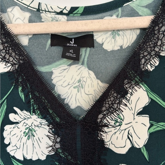 Jason Wu Eyelet Lace Front V-Neck Floral Print Top Evergreen & White - Picture 5 of 7